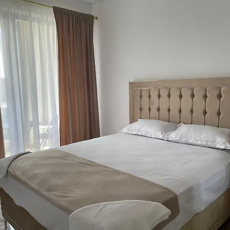 Apartamente -Complexul Stefan Building Lake 2 *